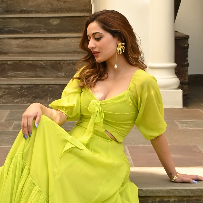 Avya