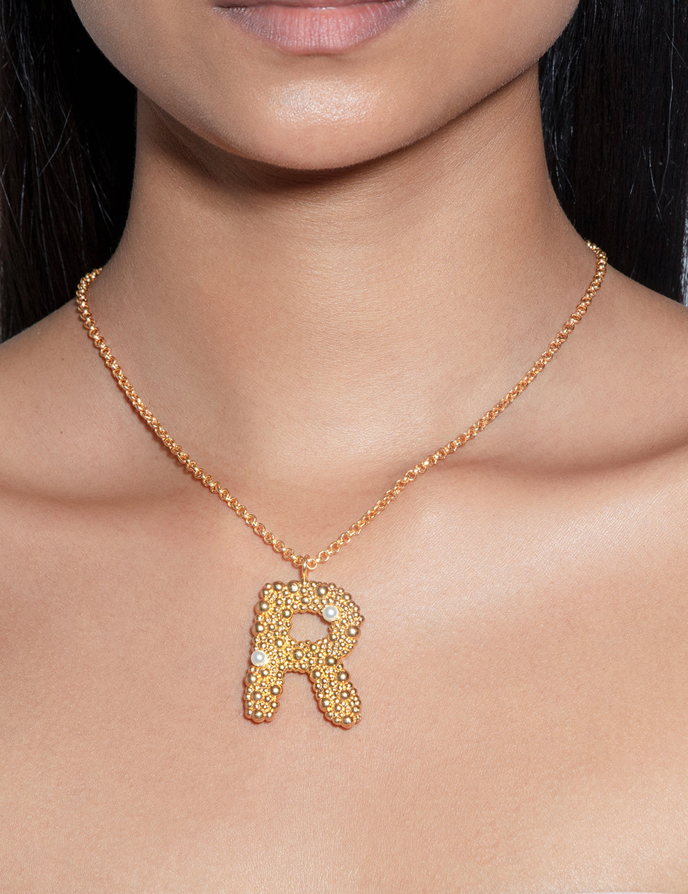 R