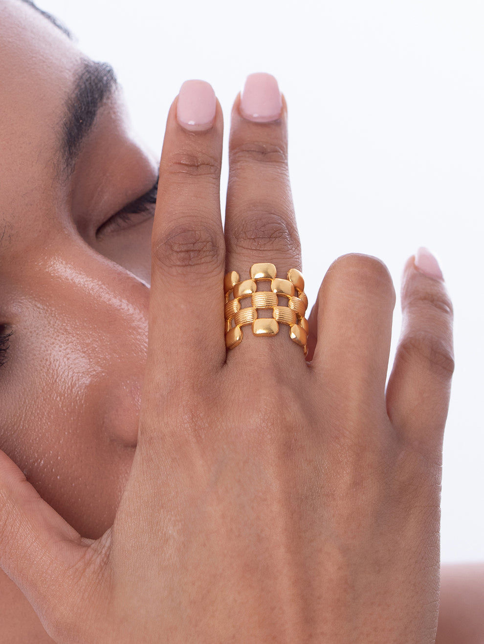 Golden Cutout Chain Ring
