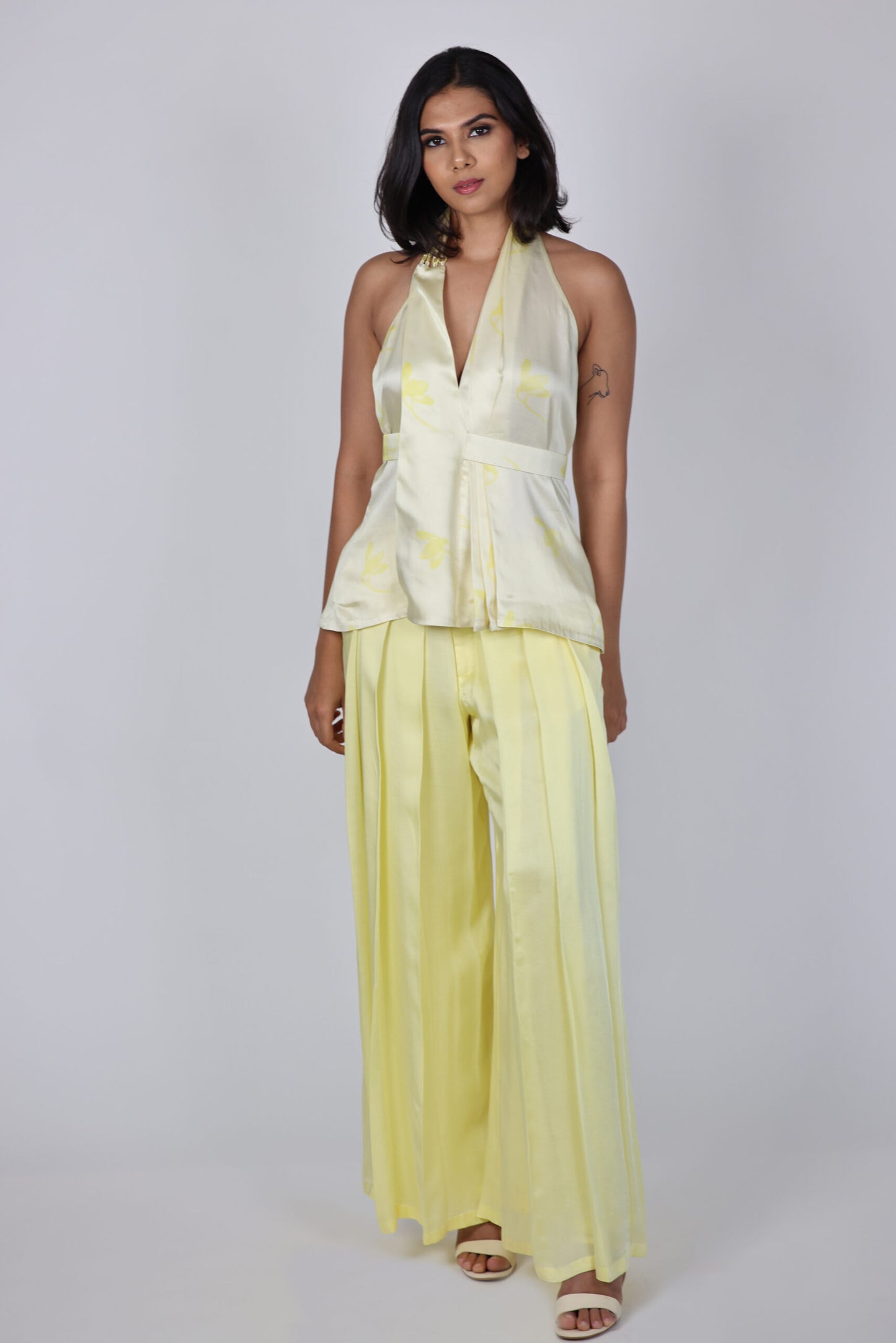 pleat & ring top